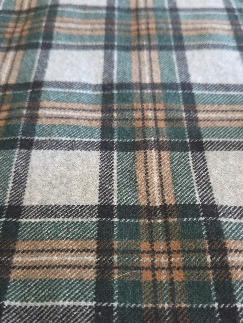 Vintage Flannel Multi-Color Sewing Quilting Crafting Cotton Fabric 1.44 Yards